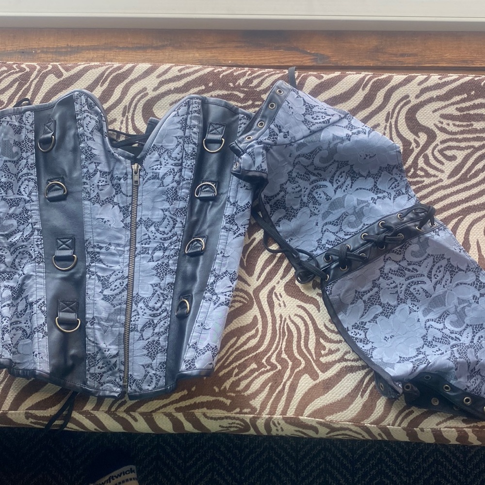 🖤Beautiful corset 2 piece 🖤